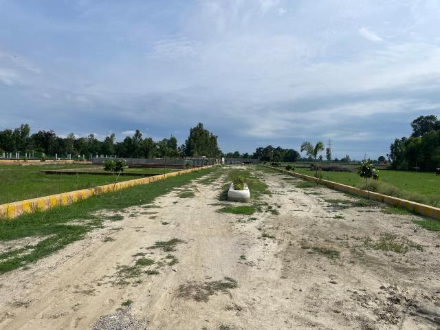 Residential Plot in Sultanpur Road for resale Lucknow. The reference number is 17748431