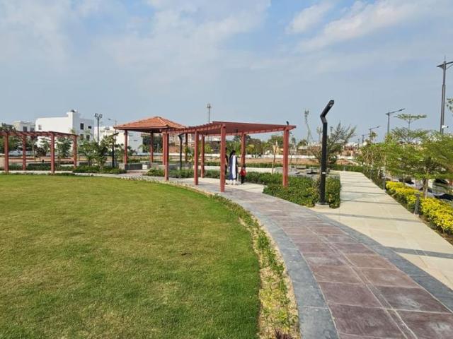 Residential Plot in Sushant Golf City for resale Lucknow. The reference number is 19742794