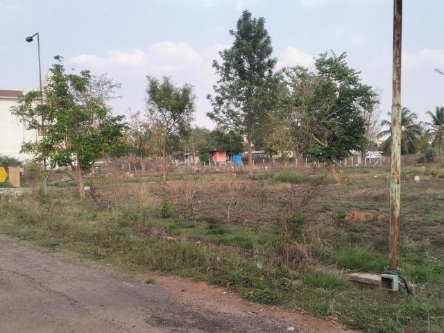 Residential Plot in Suradhenupura for resale Bengaluru. The reference number is 20036100