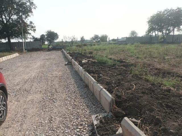 Residential Plot in Sadasivpet for resale Sangareddy. The reference number is 19932480