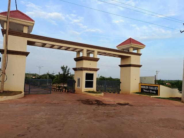 Residential Plot in Sadasivpet for resale Sangareddy. The reference number is 20566069