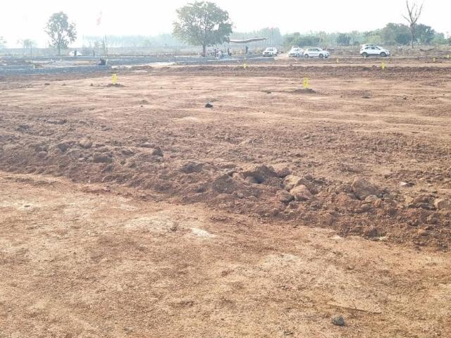 Residential Plot in Sadasivpet for resale Sangareddy. The reference number is 20626084