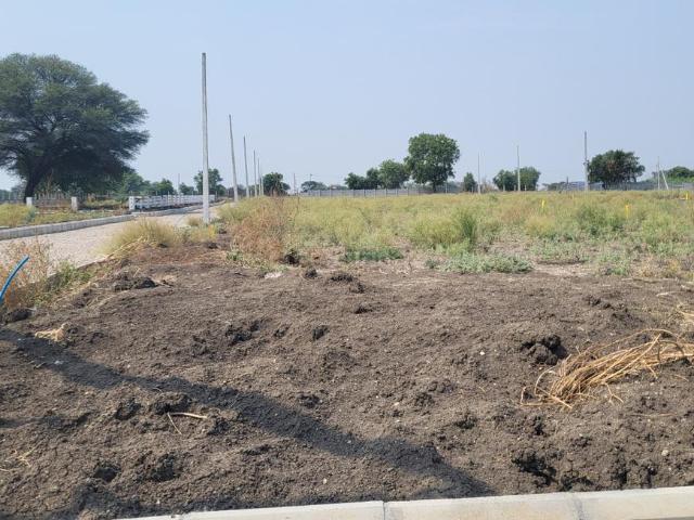 Residential Plot in Sadasivpet for resale Sangareddy. The reference number is 20664446