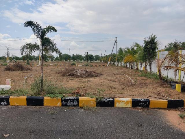 Residential Plot in Sadasivpet for resale Sangareddy. The reference number is 9175167