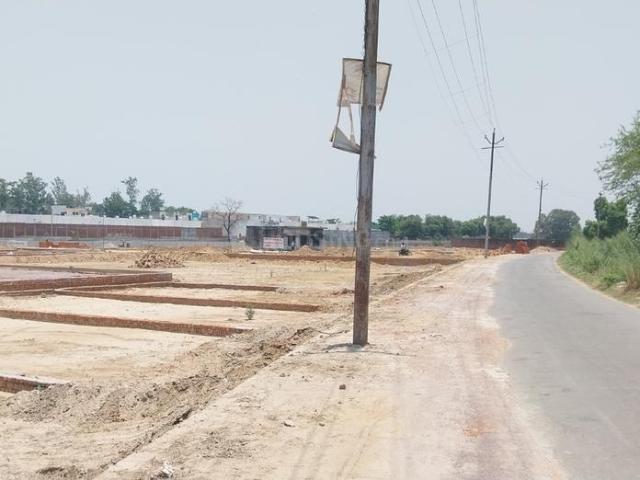 Residential Plot in Safedabad for resale Lucknow. The reference number is 20691038