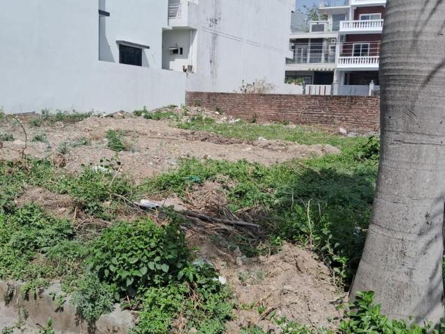 Residential Plot in Sahastradhara Road for resale Dehradun. The reference number is 18812917