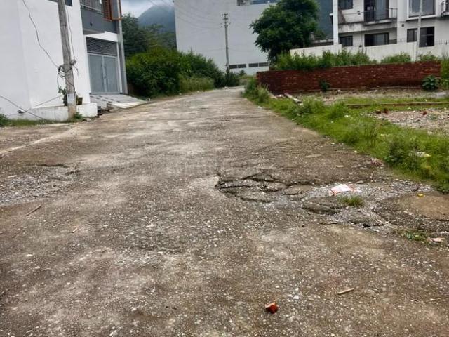 Residential Plot in Sahastradhara Road for resale Dehradun. The reference number is 20851503
