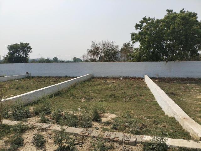 Residential Plot in Saini for resale Noida. The reference number is 18407188