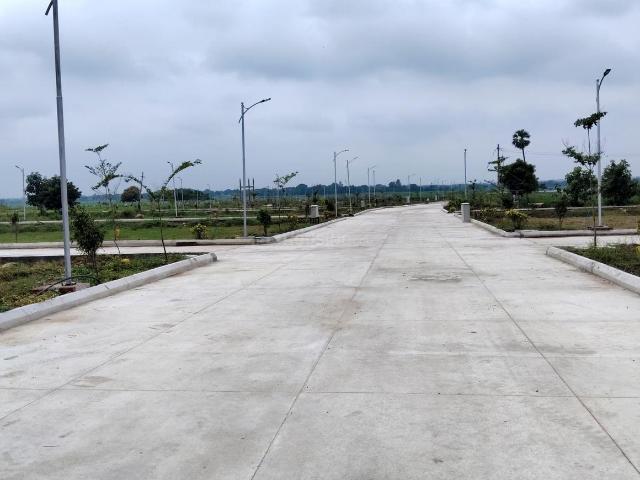 Residential Plot in Sangareddy Town for resale Sangareddy. The reference number is 18791457