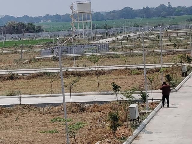 Residential Plot in Sangareddy Town for resale Sangareddy. The reference number is 18595445