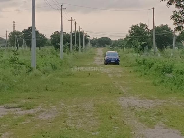Residential Plot in Sangareddy Town for resale Sangareddy. The reference number is 18704903