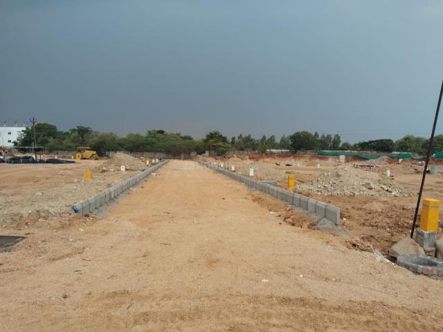 Residential Plot in Sangareddy Town for resale Sangareddy. The reference number is 20416484