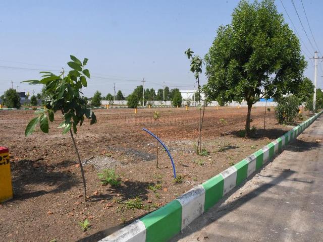 Residential Plot in Sangareddy Town for resale Sangareddy. The reference number is 20210769
