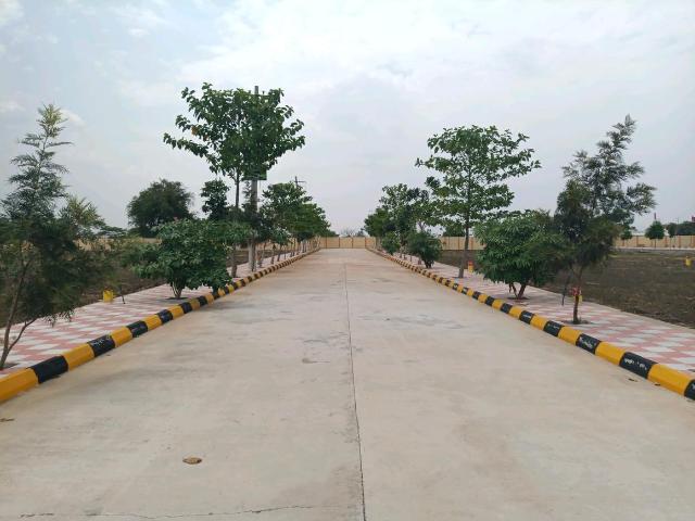 Residential Plot in Sangareddy Town for resale Sangareddy. The reference number is 20310587