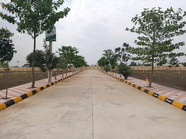 Residential Plot in Sangareddy Town for resale Sangareddy. The reference number is 20310630