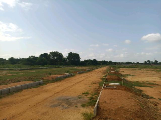 Residential Plot in Kandi for resale Sangareddy. The reference number is 21004617