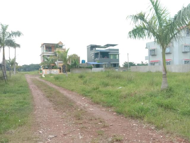 Residential Plot in Sankharipota for resale Raypur. The reference number is 20829451