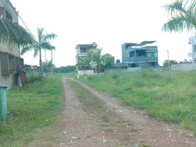 Residential Plot in Sankharipota for resale Raypur. The reference number is 20829483