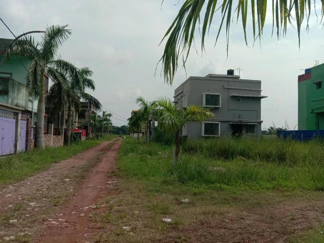 Residential Plot in Sankharipota for resale Raypur. The reference number is 20830196