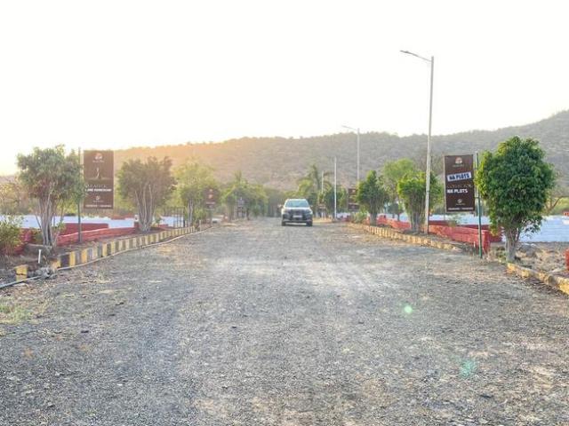Residential Plot in Saswad for resale Pune. The reference number is 20348493