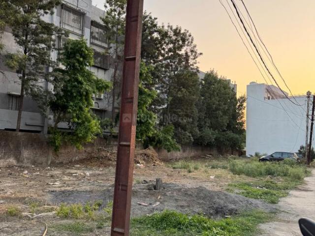 Residential Plot in Scheme No 114 for resale Indore. The reference number is 20108145