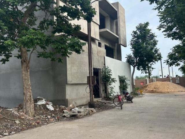 Residential Plot in Scheme No 140 for resale Indore. The reference number is 17810012