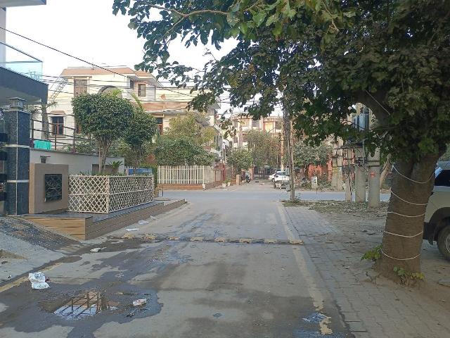 Residential Plot in Sector 49 for resale Faridabad. The reference number is 18923032