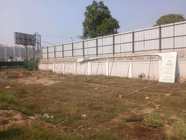 Residential Plot in Sector 4 for resale Sohna. The reference number is 16338799
