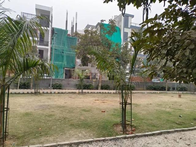 Residential Plot in Sector 70 for resale Noida. The reference number is 20790711