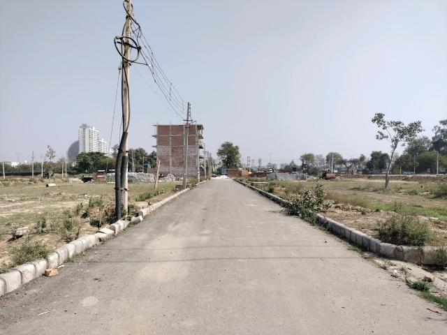 Residential Plot in Sector 80 for resale Faridabad. The reference number is 19462788