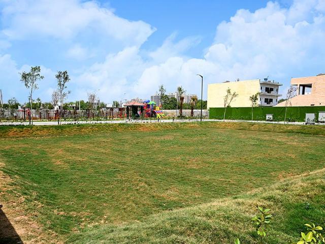 Residential Plot in Sector 84 for resale Faridabad. The reference number is 20160201