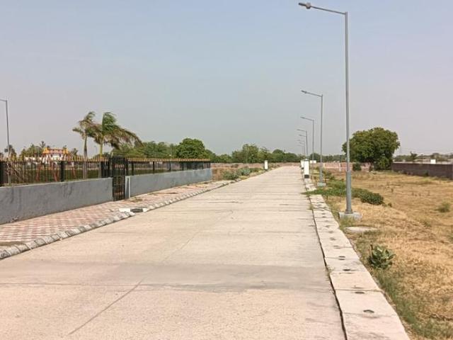 Residential Plot in Sector 85 for resale Faridabad. The reference number is 20097651