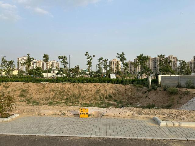 Residential Plot in Sector 92 for resale Gurgaon. The reference number is 19560676