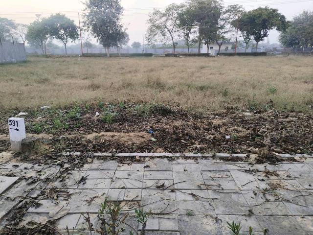 Residential Plot in Sector 95 for resale Gurgaon. The reference number is 18991760