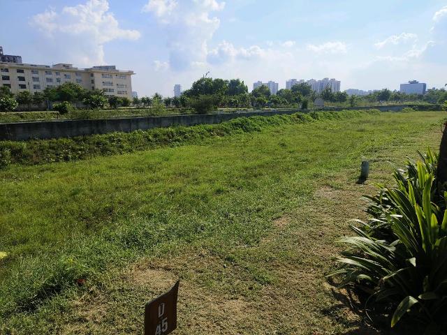 Residential Plot in Sector 95 for resale Gurgaon. The reference number is 18014966