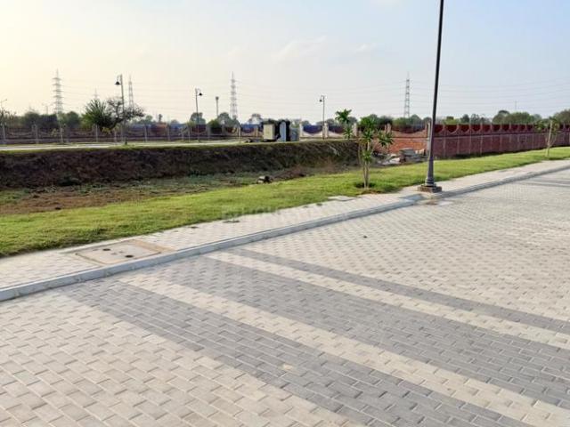 Residential Plot in Sector 95 for resale Gurgaon. The reference number is 20364831