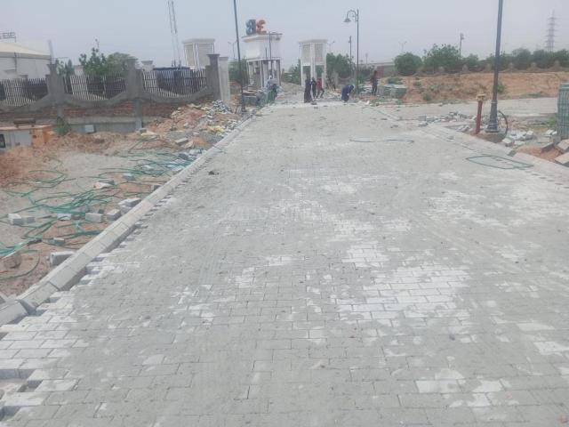 Residential Plot in Sector 95 for resale Gurgaon. The reference number is 20366404