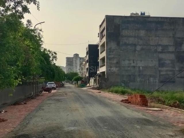 Residential Plot in Sector 99 for resale Noida. The reference number is 20957918