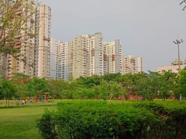 Residential Plot in Sector 100 for resale Noida. The reference number is 20364842