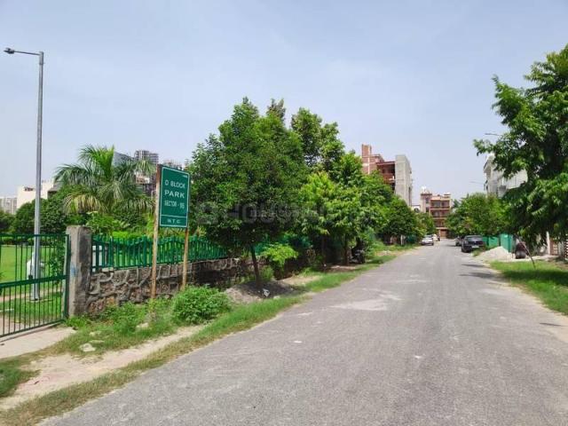 Residential Plot in Sector 105 for resale Noida. The reference number is 19973315