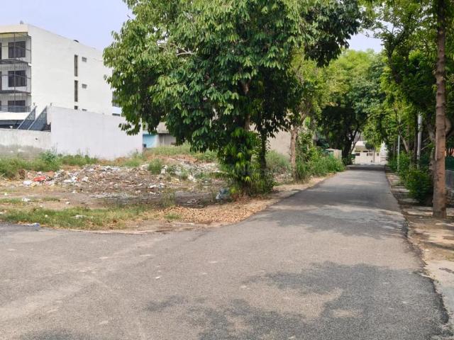 Residential Plot in Sector 108 for resale Noida. The reference number is 20670886
