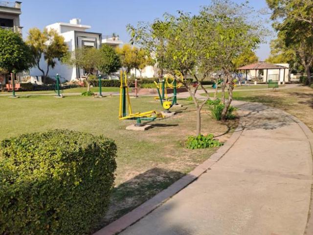 Residential Plot in Sector 109 for resale Mohali. The reference number is 20786410