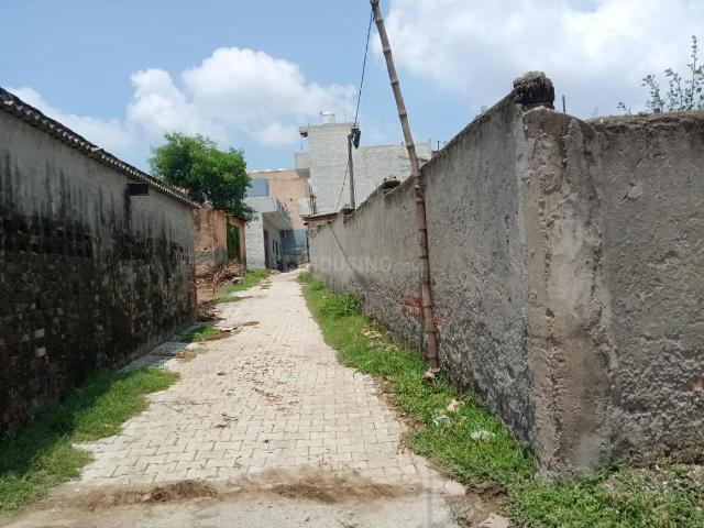 Residential Plot in Sector 112 for resale Noida. The reference number is 20630476
