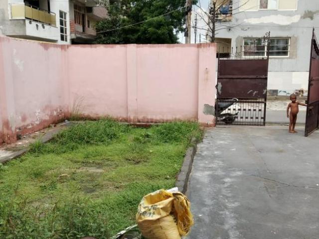 Residential Plot in Sector 116 for resale Noida. The reference number is 15868097