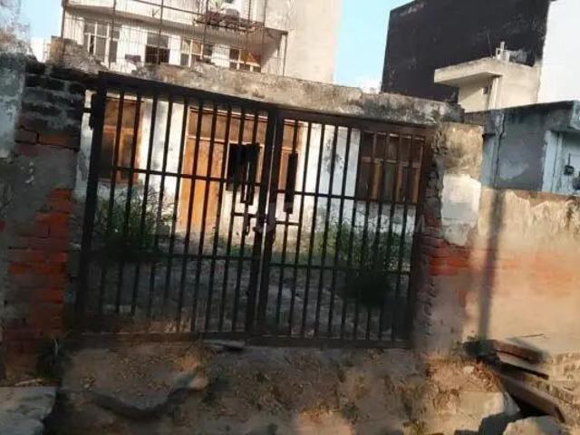 Residential Plot in Sector 116 for resale Noida. The reference number is 19989365