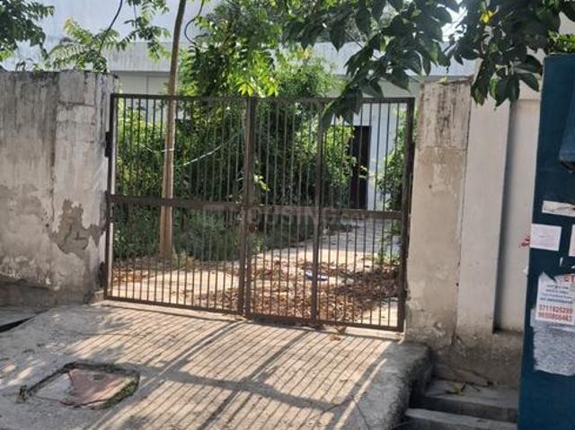 Residential Plot in Sector 116 for resale Noida. The reference number is 20196376