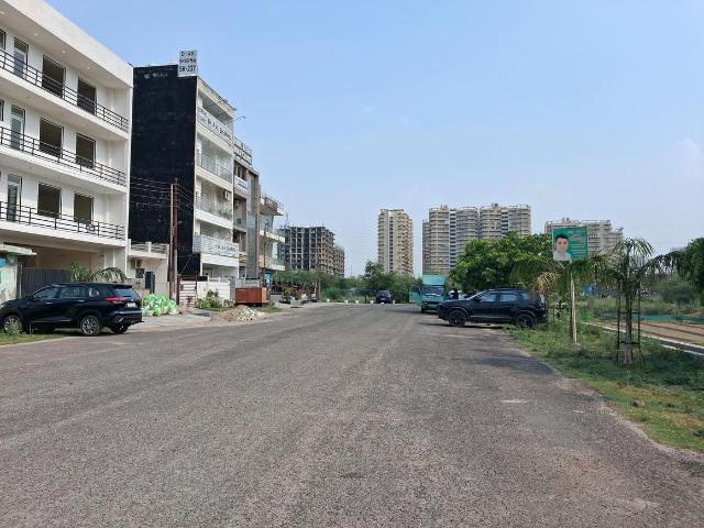 Residential Plot in Sector 116 for resale Noida. The reference number is 20436920