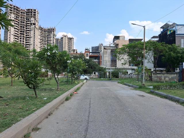 Residential Plot in Sector 133 for resale Noida. The reference number is 19877717