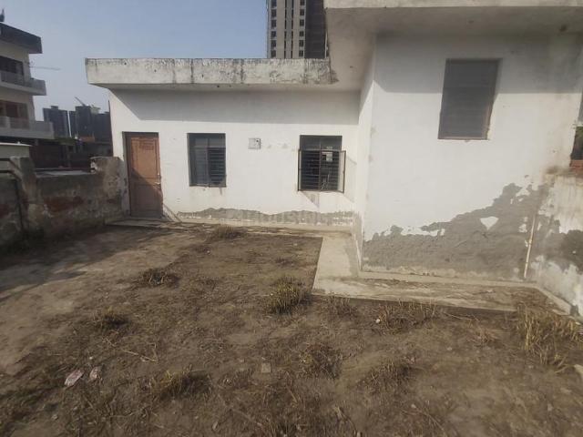 Residential Plot in Sector 133 for resale Noida. The reference number is 20465125