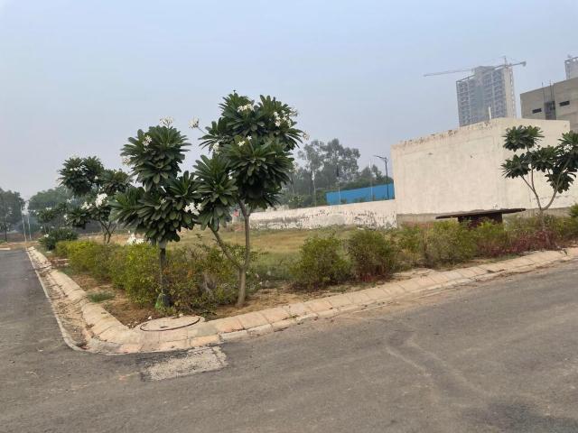 Residential Plot in Sector 137 for resale Noida. The reference number is 20422462